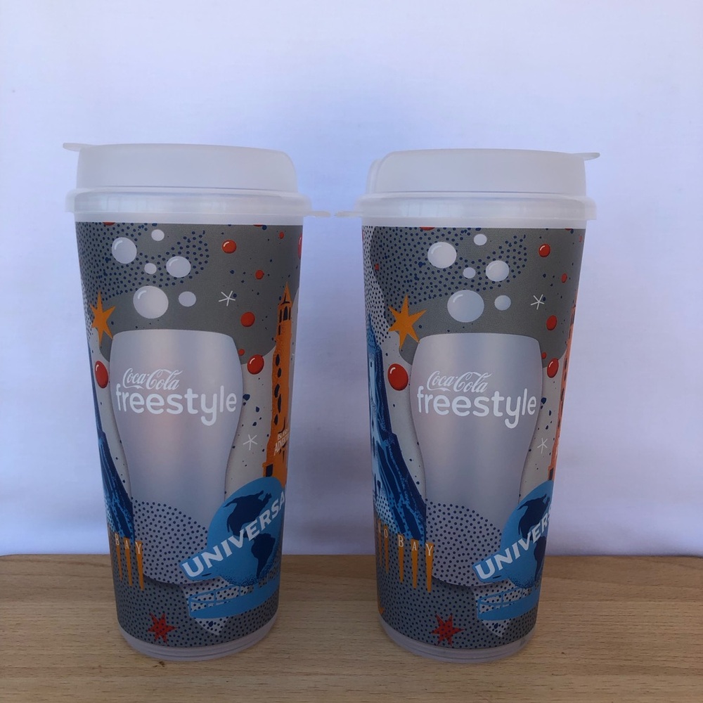 2 Refillable Coca-Cola Freestyle Universal Studios Orlando Parks Tumblers 24 Oz - Picture 3 of 16
